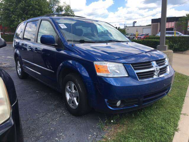 2010 Dodge Grand Caravan SXT 4dr Mini-Van